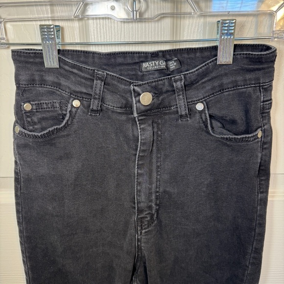 Black Nasty Gal Skinny Jeans - Picture 4 of 9